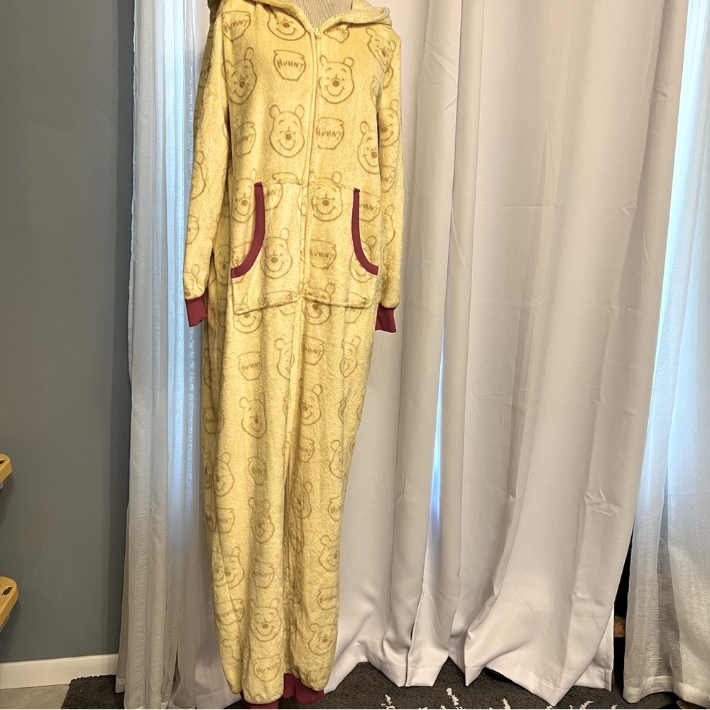 Disney Winnie the Pooh Suit Hooded Zip Adult One Piece Pajamas Size M (8-10)